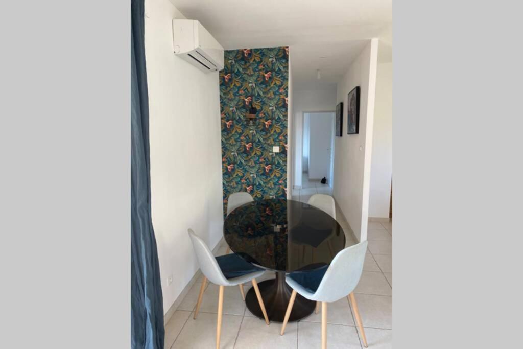Joli F3 De 60M2 Avec Balcon Apartment Bastelicaccia Exterior photo